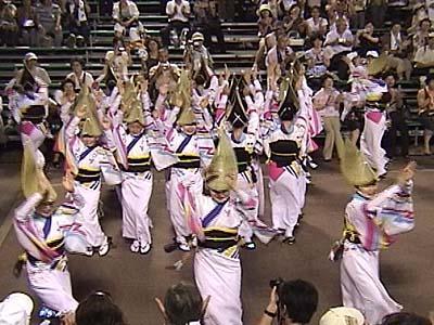 阿波踊り徳島16 絶対に押さえたい有名連のおすすめ３選 芸能人も来るぞ K S Mutter